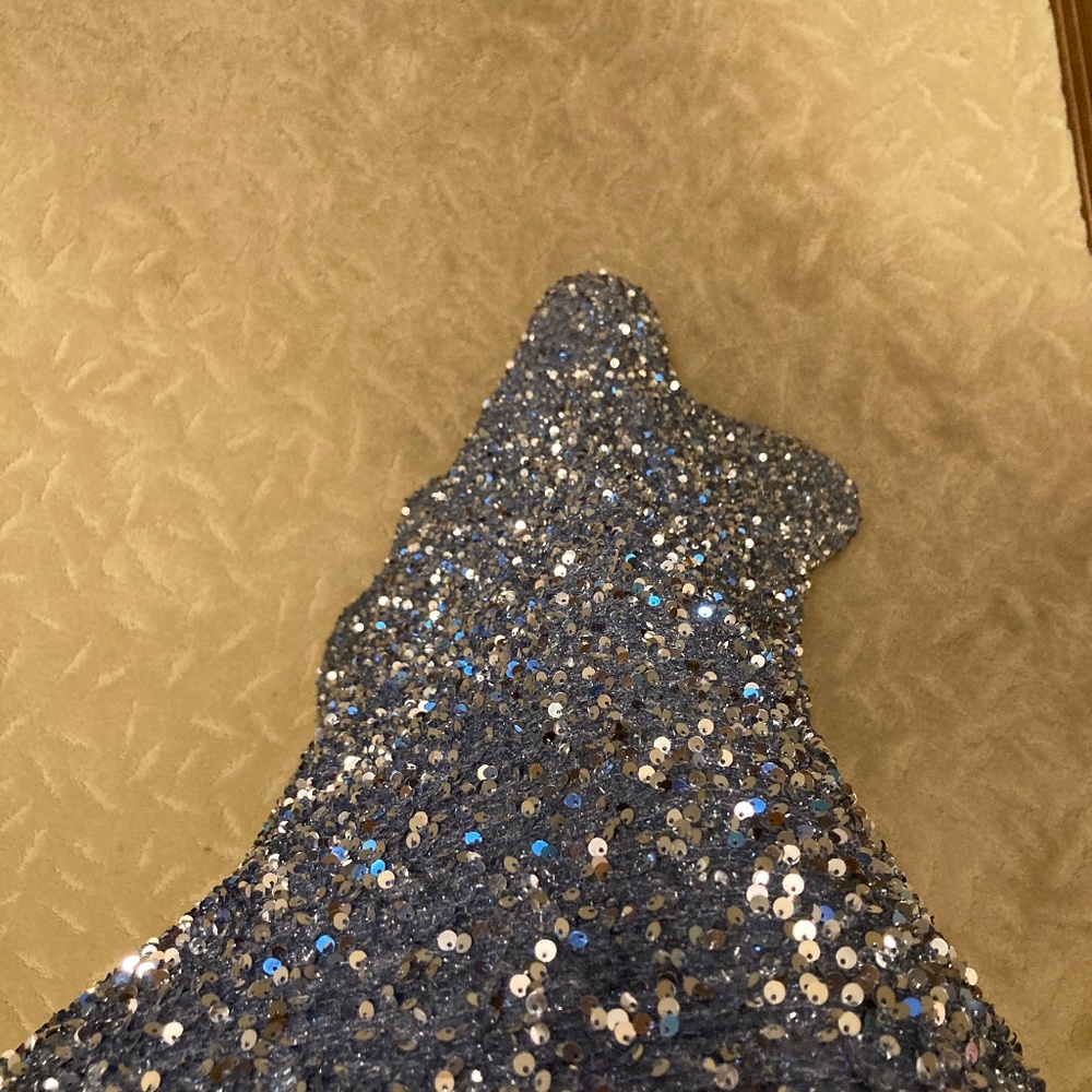 Prom Dress - Picture 5 of 10